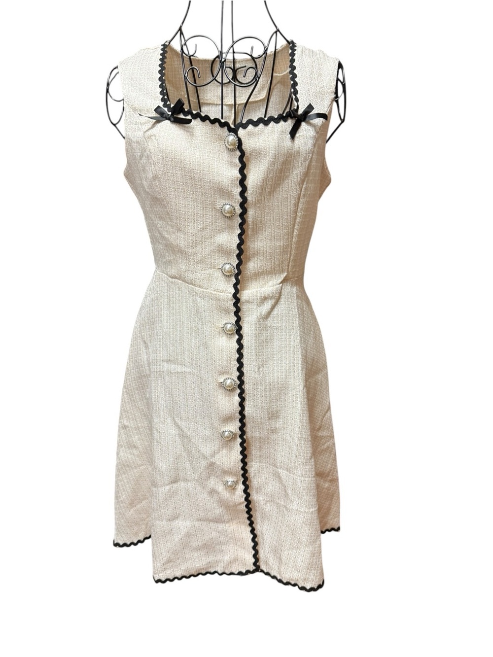VTG inspired Cream Textured Sleeveless Button-Front Dress Black Bow coquette